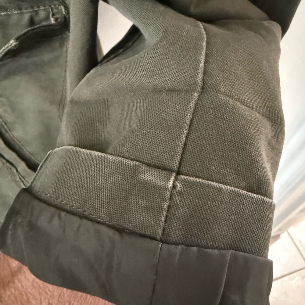 Men's Classic Military Field Jacket in Olive - Picture 8 of 10